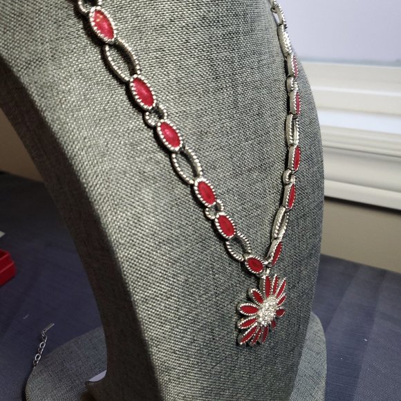 Vintage Nina Ricci Necklace - Picture 6 of 7